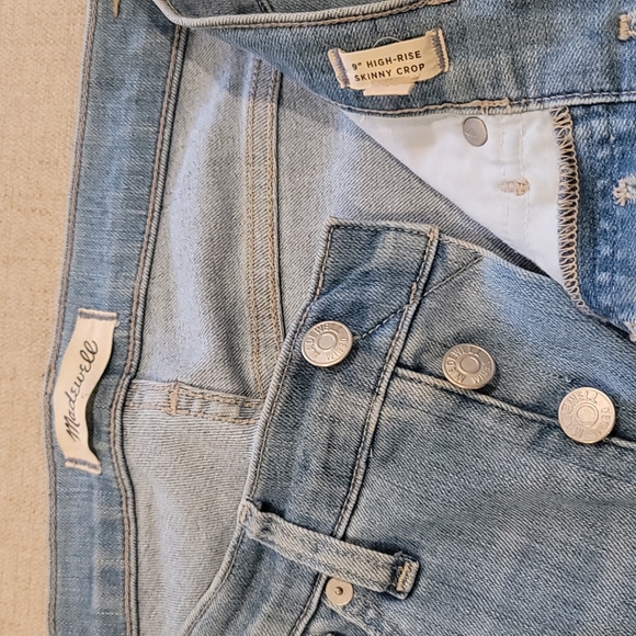 Madewell Size 27 Button Front Fray Ankle Jeans Mid Rise 9" - Picture 3 of 3